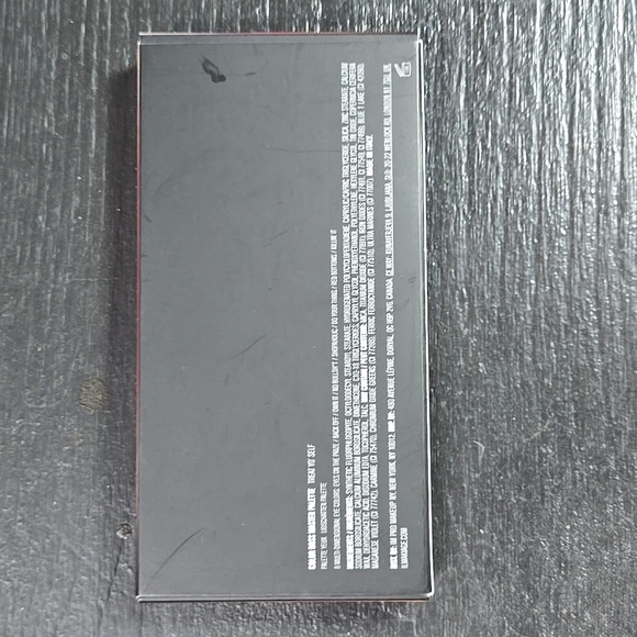 IL MAKIAGE Color Boss Master Eyeshadow Palette - Picture 3 of 4